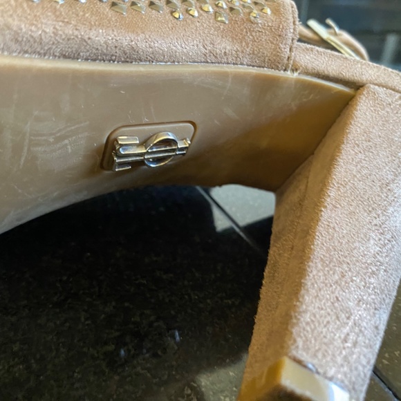 Jennifer Lopez Sasha Blush Heels with studs - Picture 5 of 15